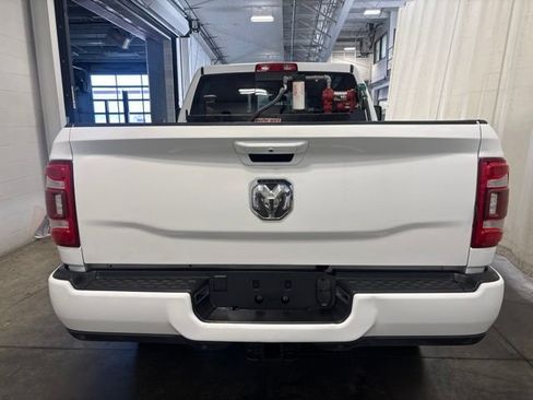 Used 2023 RAM 2500 Laramie AWD/4WD image 5