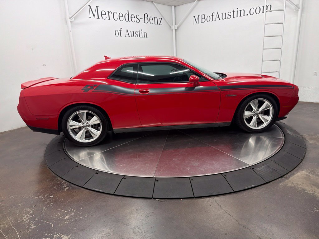 Used 2016 Dodge Challenger R/T Plus RWD image 8