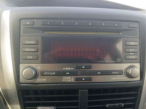 Used 2010 Subaru Forester 2.5X Premium image 27