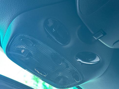 Used 2002 Porsche 911 Carrera 4 image 21