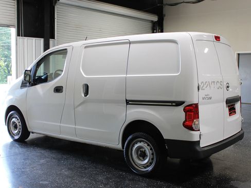 Used 2019 Nissan NV200 S w/ Cruise Control Package FWD image 5
