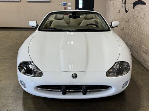 Used 2003 Jaguar XK8 Convertible RWD image 14