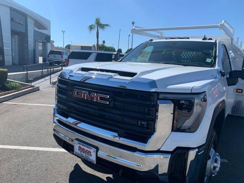 New 2026 GMC Sierra 3500 Pro w/ Convenience Package AWD/4WD image 3