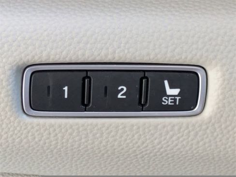 Used 2021 Honda Accord Touring image 23