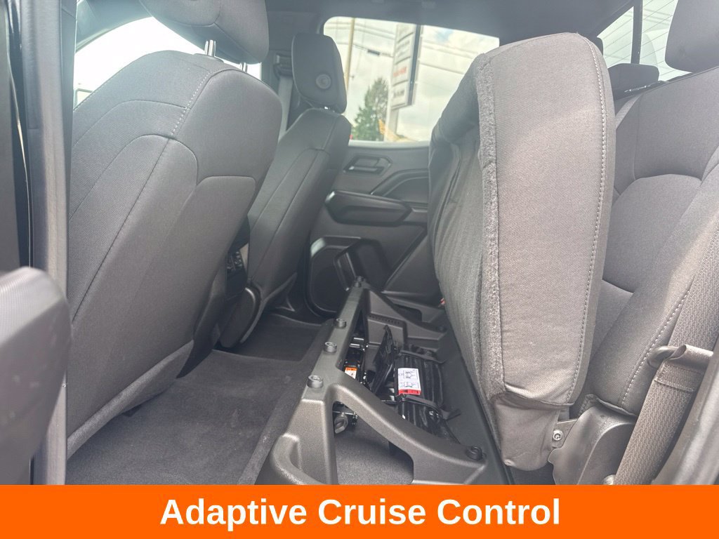 Used 2024 Chevrolet Colorado Trail Boss w/ Technology Package AWD/4WD image 19