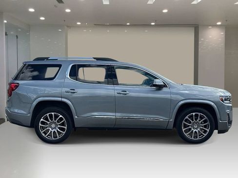 Used 2023 GMC Acadia Denali w/ Denali Technology Package AWD/4WD image 5