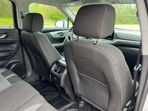 Used 2024 Chevrolet Blazer LT w/ Convenience Package FWD image 16