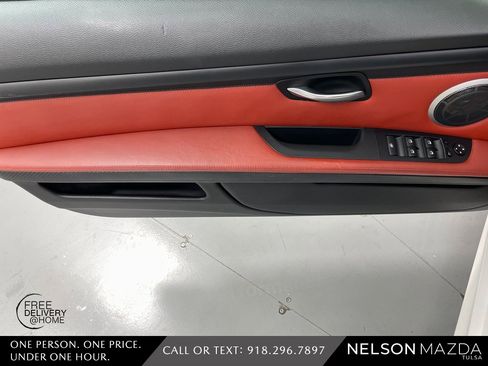 Used 2011 BMW M3 Convertible image 21