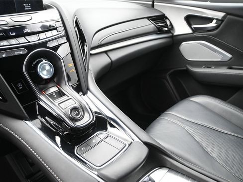 Certified 2024 Acura RDX SH-AWD w/ Technology Package image 4