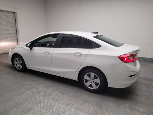 Used 2017 Chevrolet Cruze LS FWD image 3
