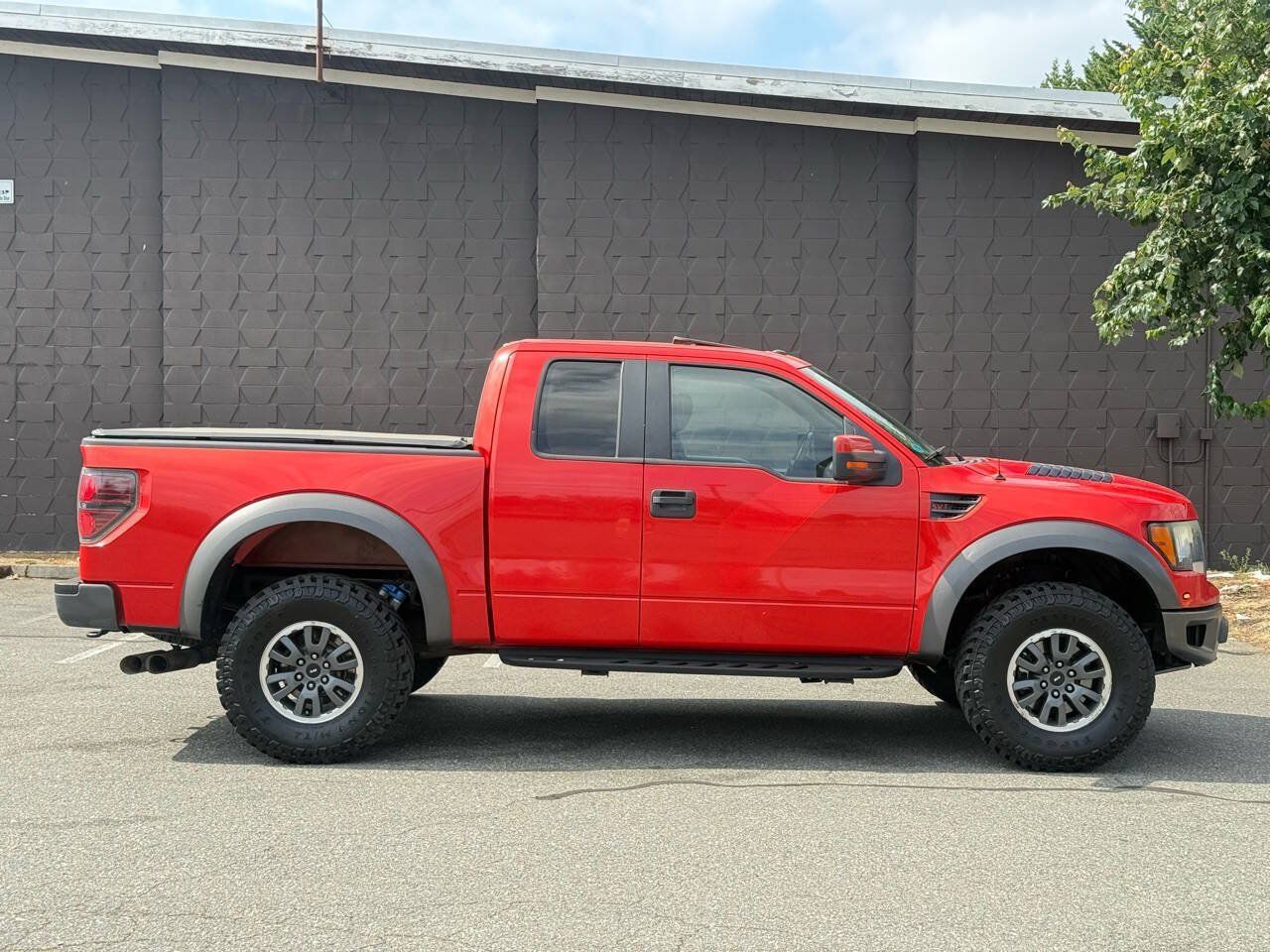 Used 2010 Ford F150 Raptor AWD/4WD image 4