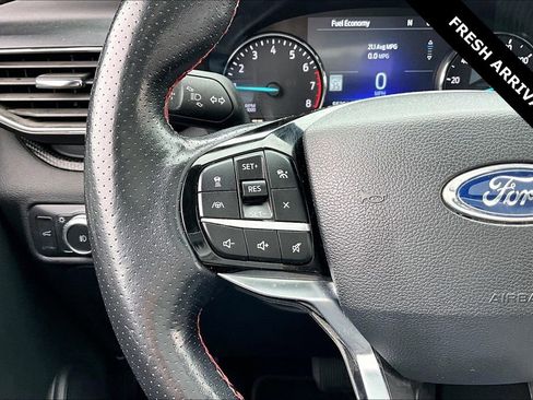 Used 2022 Ford Explorer ST-Line w/ Class IV Trailer Tow Package image 10