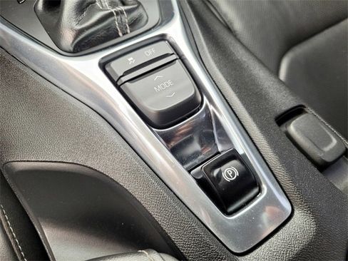 Used 2019 Chevrolet Camaro LT image 16