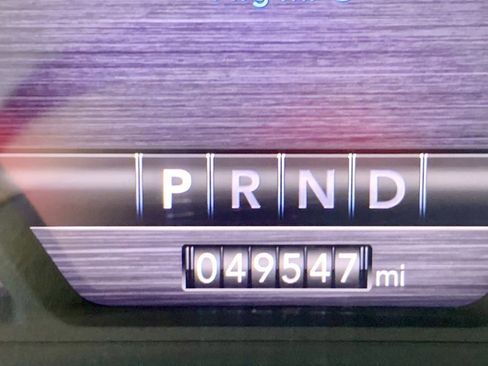 Used 2024 RAM 1500 Laramie image 19