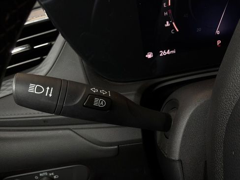 Used 2025 Buick Encore GX Preferred FWD image 33