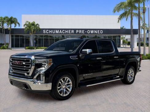 Used 2020 GMC Sierra 1500 SLT w/ SLT Premium Plus Package RWD image 3