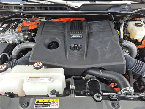 Certified 2025 Toyota Tundra Limited AWD/4WD image 21