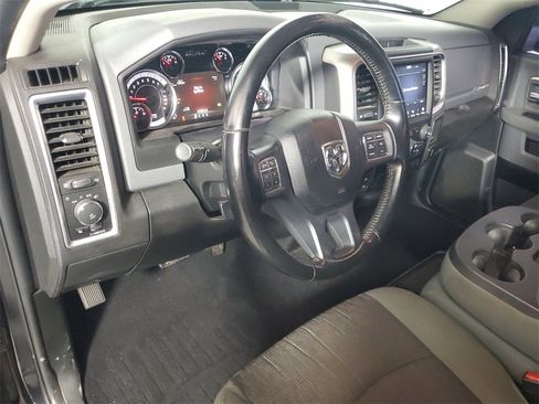 Used 2019 RAM 1500 Big Horn image 10