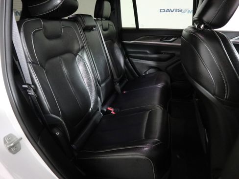 Used 2024 Jeep Grand Cherokee Limited w/ Trailer Tow Package image 20