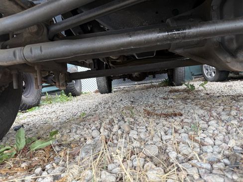 Used 1999 Ford F250 XLT image 28