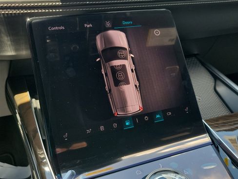 New 2026 Cadillac Escalade Platinum Sport AWD/4WD image 27
