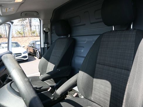 Used 2016 Mercedes-Benz Metris image 5