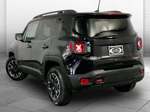 Used 2023 Jeep Renegade Trailhawk AWD/4WD image 11