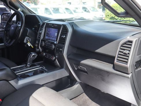 Used 2019 Ford F150 XLT w/ Equipment Group 302A Luxury AWD/4WD image 45