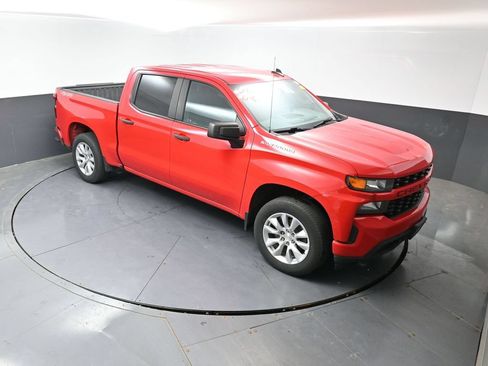 Used 2019 Chevrolet Silverado 1500 Custom w/ Infotainment Package AWD/4WD image 15