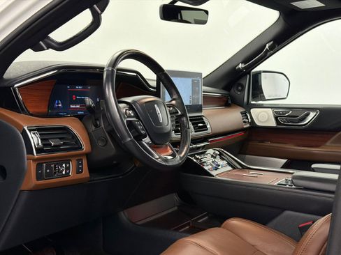 Used 2022 Lincoln Navigator L Reserve AWD/4WD image 19