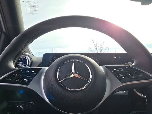 Certified 2026 Mercedes-Benz GLB 250 GLB 250 image 27