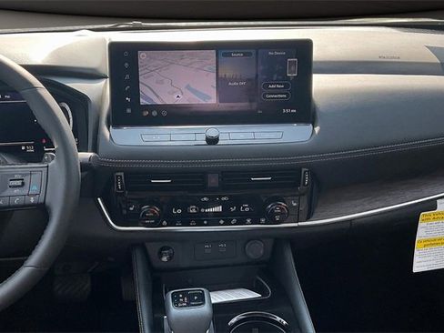 New 2026 Nissan Rogue Platinum w/ Platinum Premium Package image 6