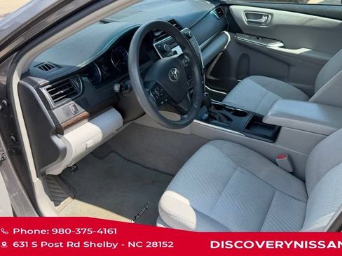 Used 2016 Toyota Camry LE FWD image 10