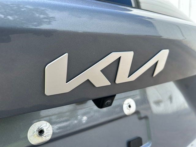 Used 2025 Kia Sorento LX FWD image 60