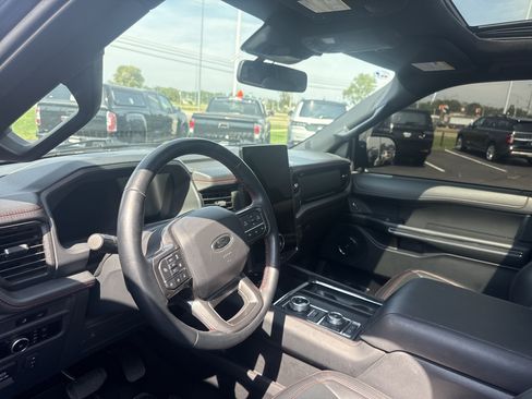 Used 2024 Ford Expedition Max Limited AWD/4WD image 9