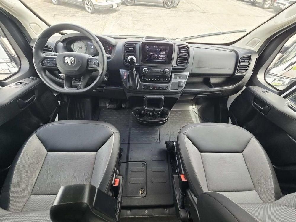 Used 2026 RAM ProMaster 2500 w/ Convenience Group FWD image 9