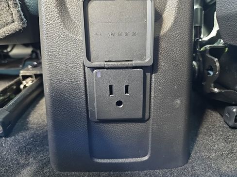 Used 2022 Buick Encore Preferred w/ Safety Package image 38