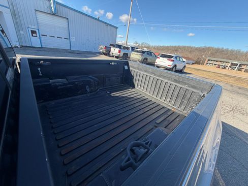 Used 2021 Toyota Tacoma SR image 11