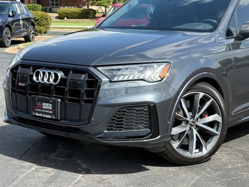 Certified 2024 Audi SQ7 Premium Plus w/ Carbon Package AWD/4WD image 2