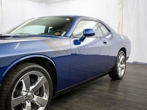 Used 2009 Dodge Challenger R/T image 31