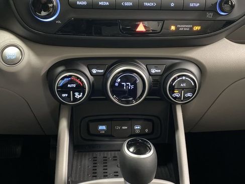 New 2026 Hyundai Venue SEL image 18