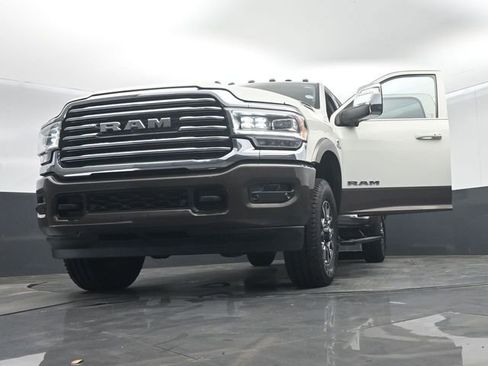Used 2024 RAM 2500 Limited w/ Towing Technology Group AWD/4WD image 74