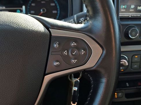 Used 2018 Chevrolet Colorado Z71 AWD/4WD image 21
