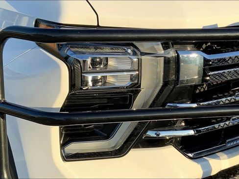 Used 2024 Chevrolet Silverado 2500 LTZ w/ LTZ Convenience Package image 26