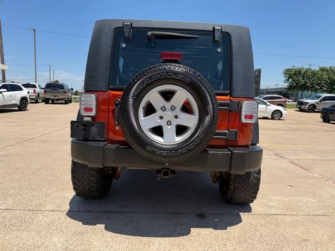 Used 2009 Jeep Wrangler Unlimited X AWD/4WD image 6