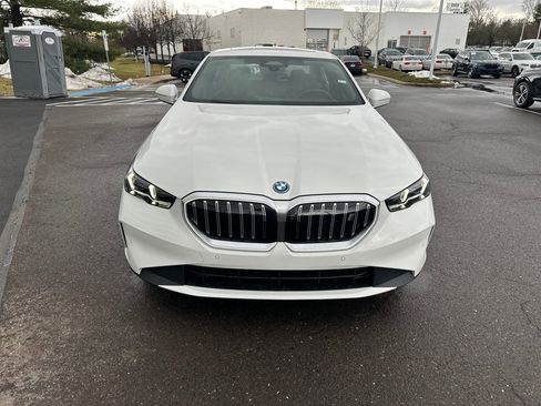 Used 2026 BMW i5 eDrive40 w/ Premium Package image 8