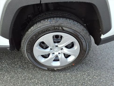 New 2025 Toyota RAV4 LE image 8