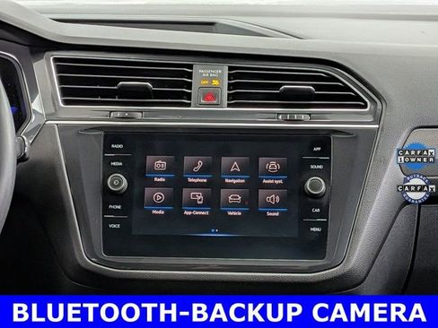 Used 2022 Volkswagen Tiguan SE image 29