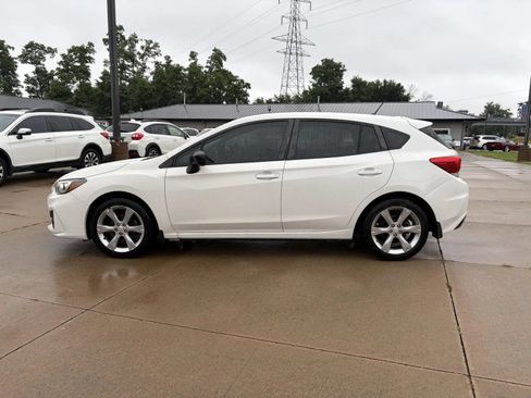 Used 2017 Subaru Impreza 2.0i AWD/4WD image 5