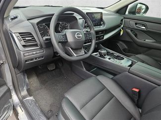 Used 2025 Nissan Rogue SV w/ SV Premium Package video 3